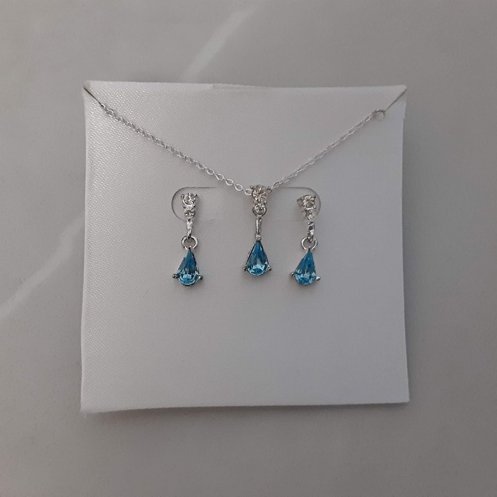 Necklace and Earring Set